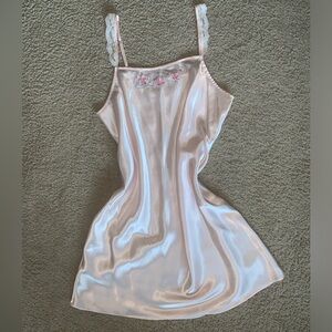 Y2K Victoria’s secret princess slip